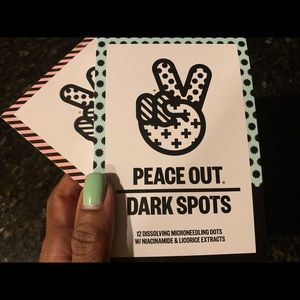 Peace Out Wrinkles + Peace Out Dark Spots